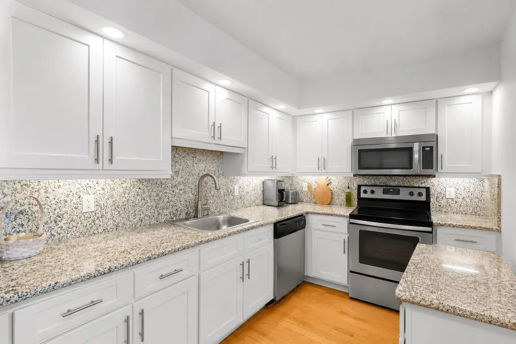 625 Oaks Drive Pompano Beach FL 33069