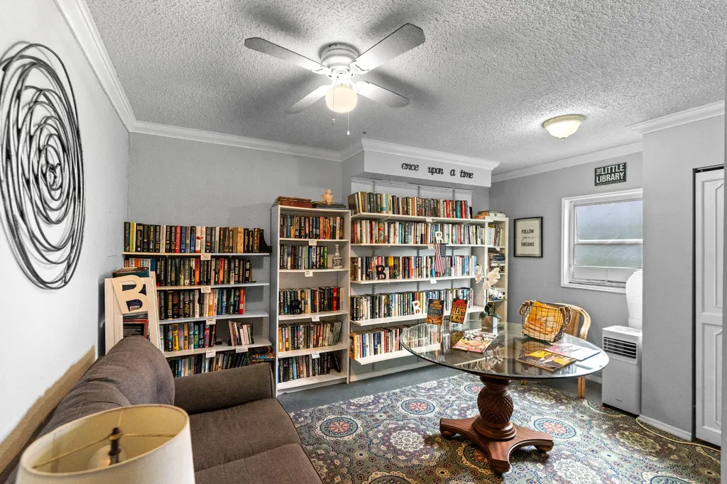 625 Oaks Drive Pompano Beach FL 33069