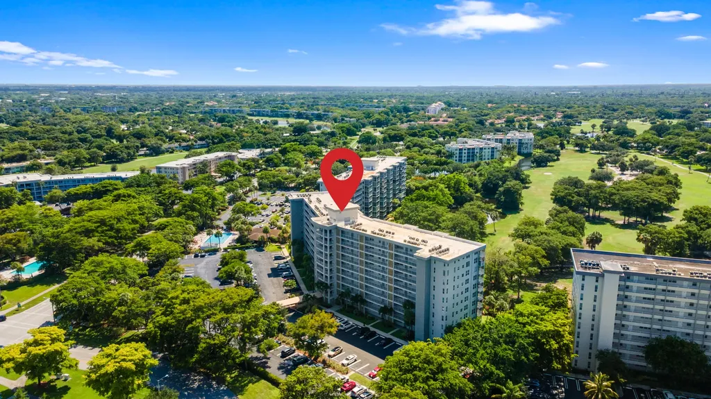 625 Oaks Drive Pompano Beach FL 33069