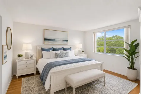 625 Oaks Drive Pompano Beach FL 33069