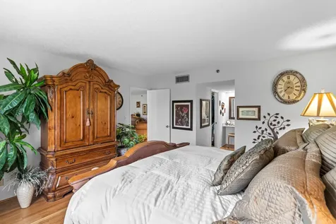625 Oaks Drive Pompano Beach FL 33069