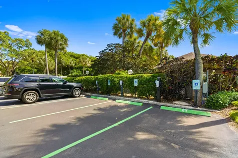 625 Oaks Drive Pompano Beach FL 33069