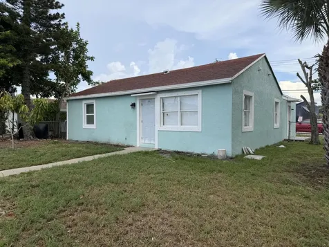 442 Winters Street West Palm Beach FL 33405