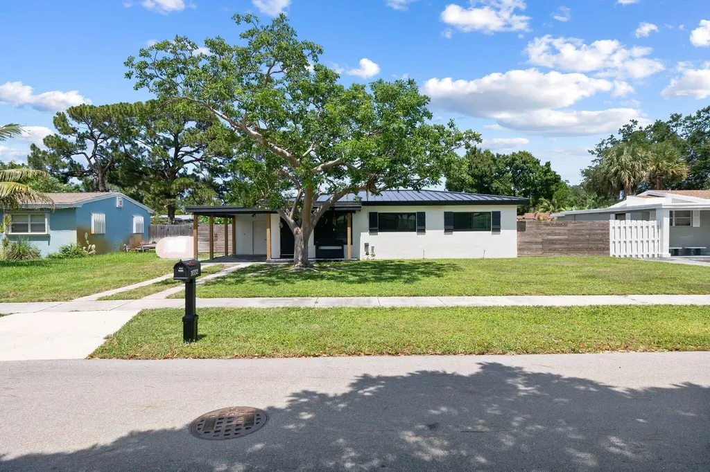 1032 SW 1st Terrace Pompano Beach FL 33060