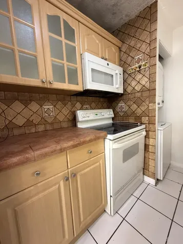 15605 SW 74th Circle Drive Miami FL 33193