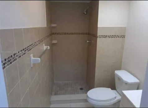 4413 NW 3rd Avenue Deerfield Beach FL 33064