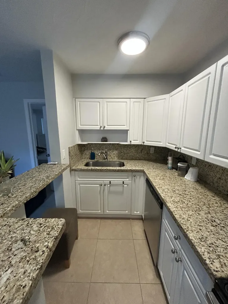 925 NE 17th Avenue Fort Lauderdale FL 33304