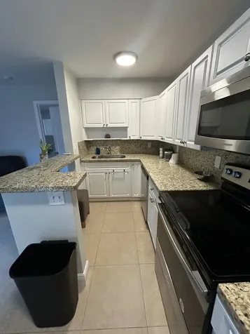 925 NE 17th Avenue Fort Lauderdale FL 33304
