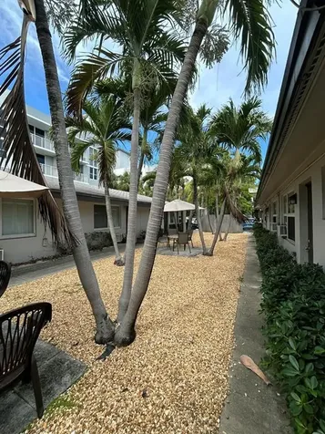 925 NE 17th Avenue Fort Lauderdale FL 33304