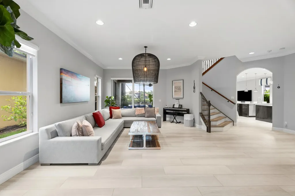 12140 Aviles Circle Palm Beach Gardens FL 33418