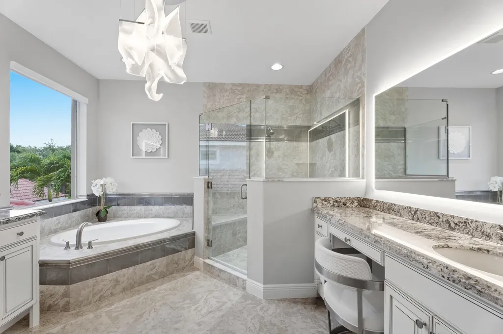 12140 Aviles Circle Palm Beach Gardens FL 33418