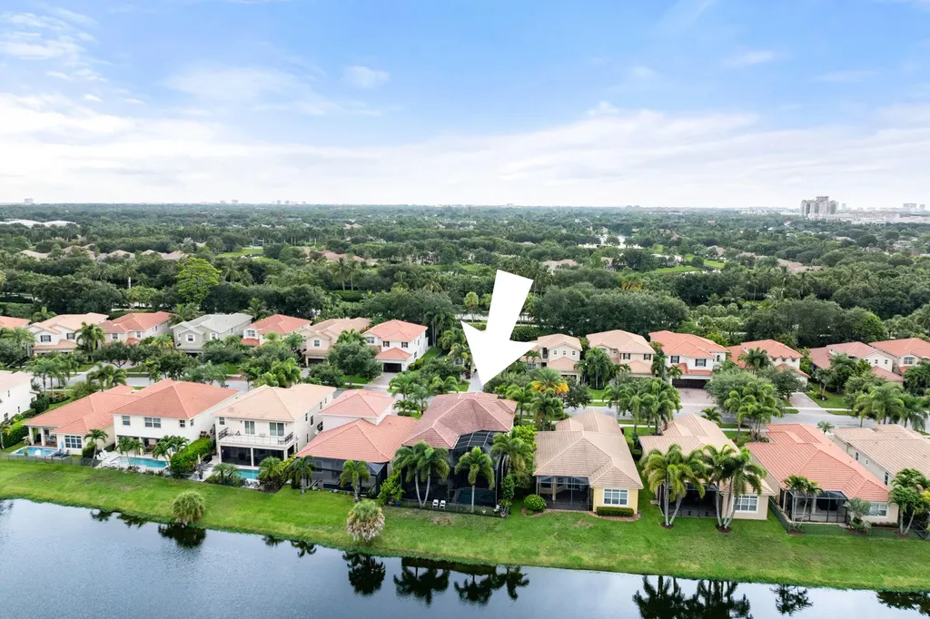 12140 Aviles Circle Palm Beach Gardens FL 33418