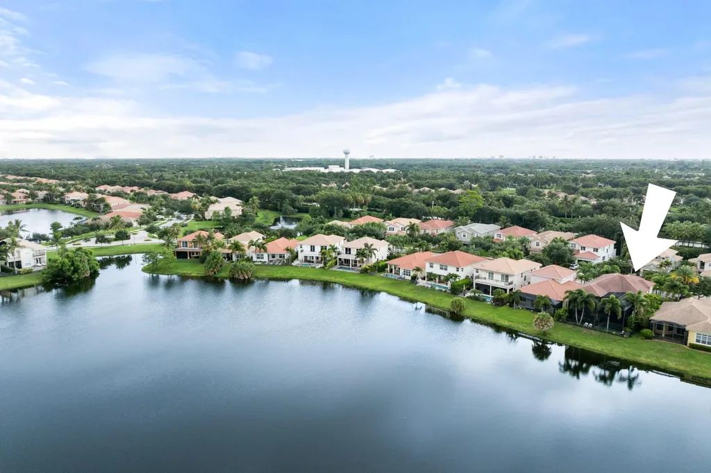 12140 Aviles Circle Palm Beach Gardens FL 33418