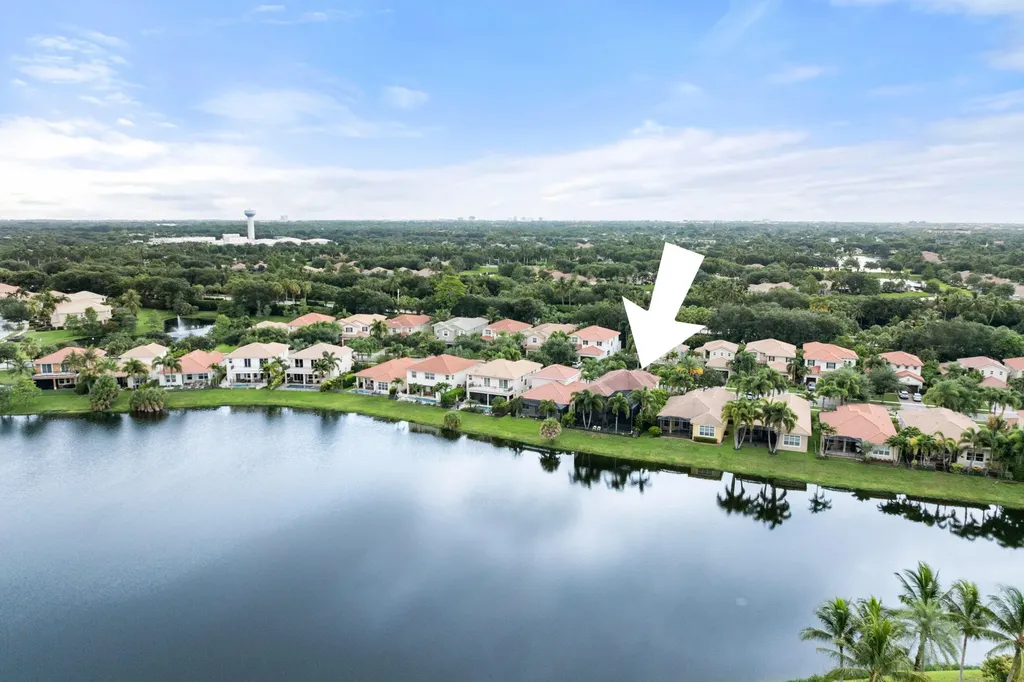 12140 Aviles Circle Palm Beach Gardens FL 33418