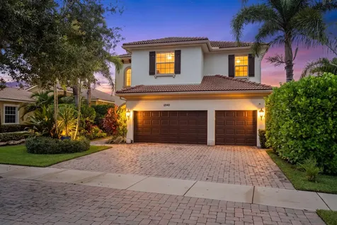12140 Aviles Circle Palm Beach Gardens FL 33418