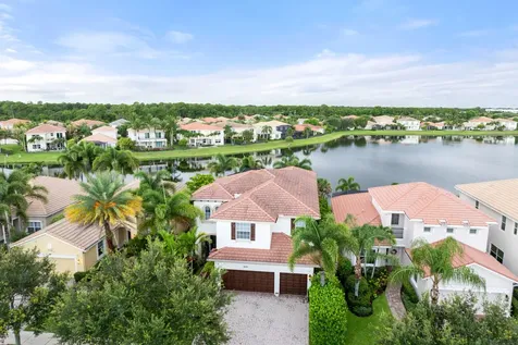12140 Aviles Circle Palm Beach Gardens FL 33418