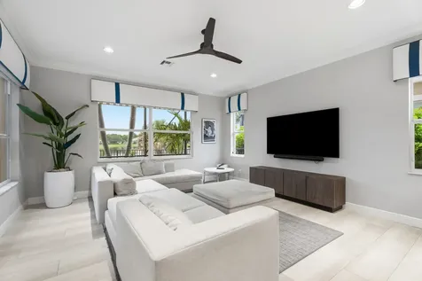 12140 Aviles Circle Palm Beach Gardens FL 33418