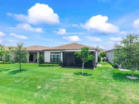 7885 Ironwood Way Parkland FL 33067