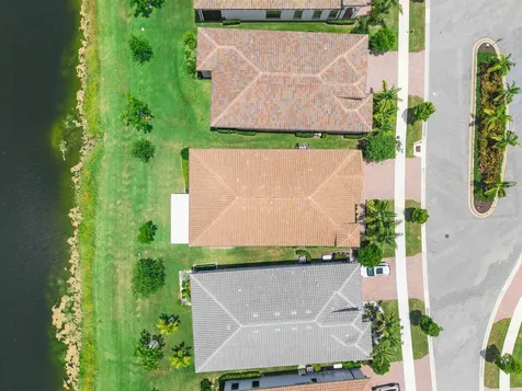 7885 Ironwood Way Parkland FL 33067