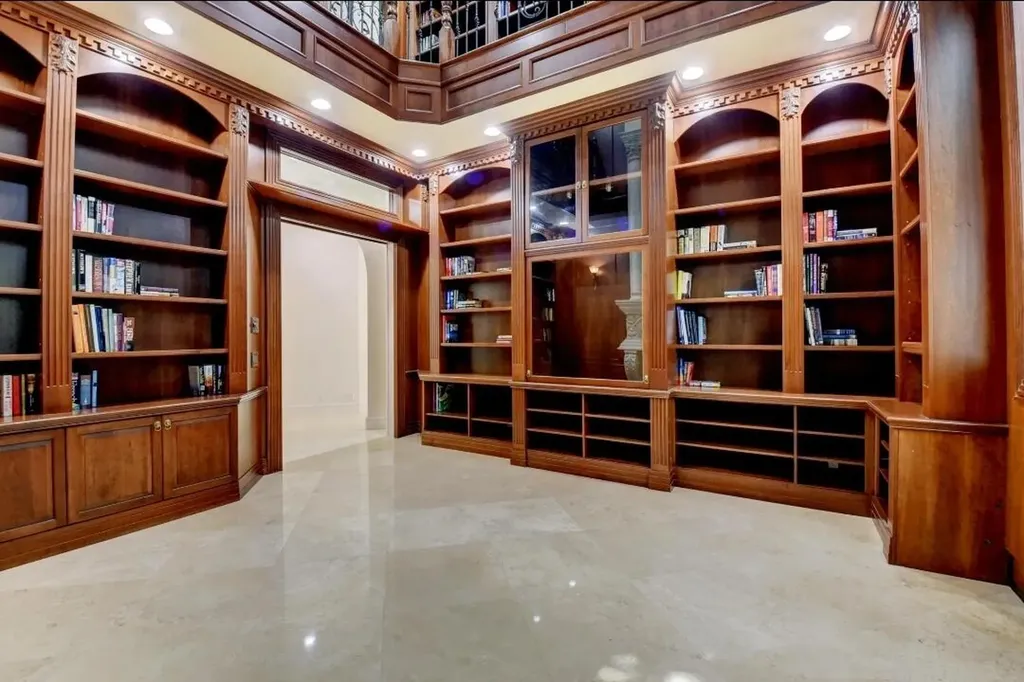 7635 Mandarin Drive Boca Raton FL 33433