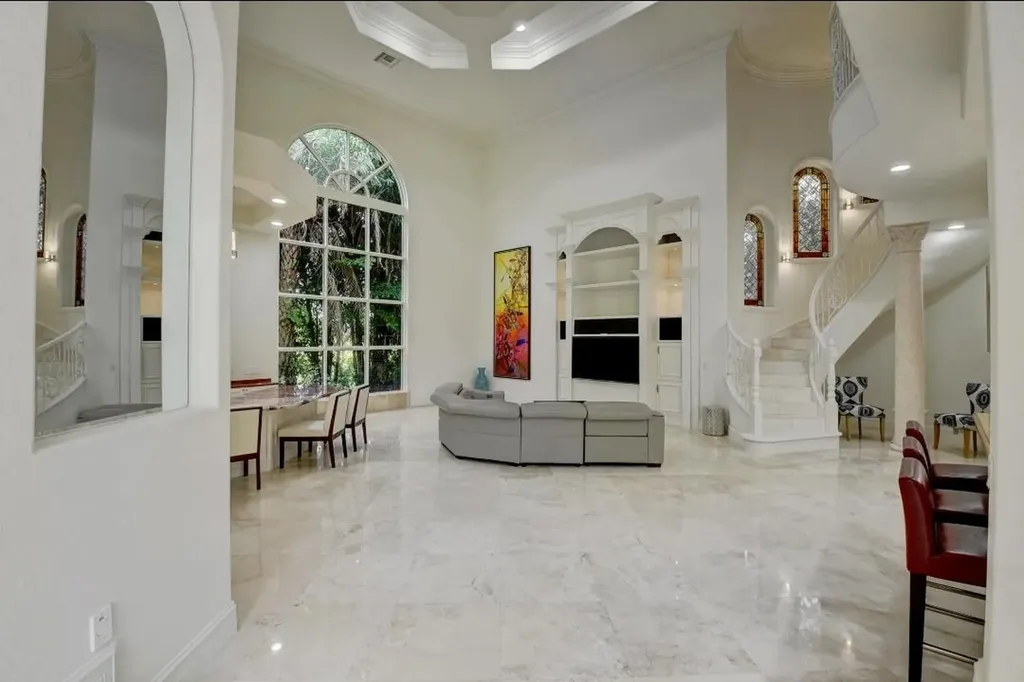 7635 Mandarin Drive Boca Raton FL 33433