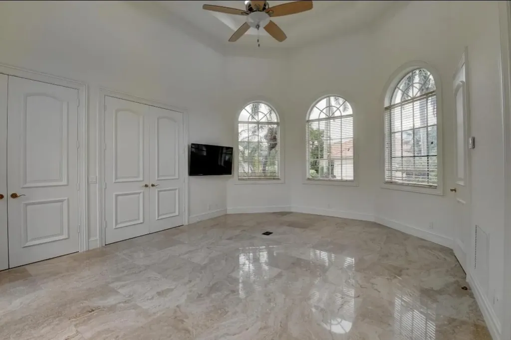7635 Mandarin Drive Boca Raton FL 33433