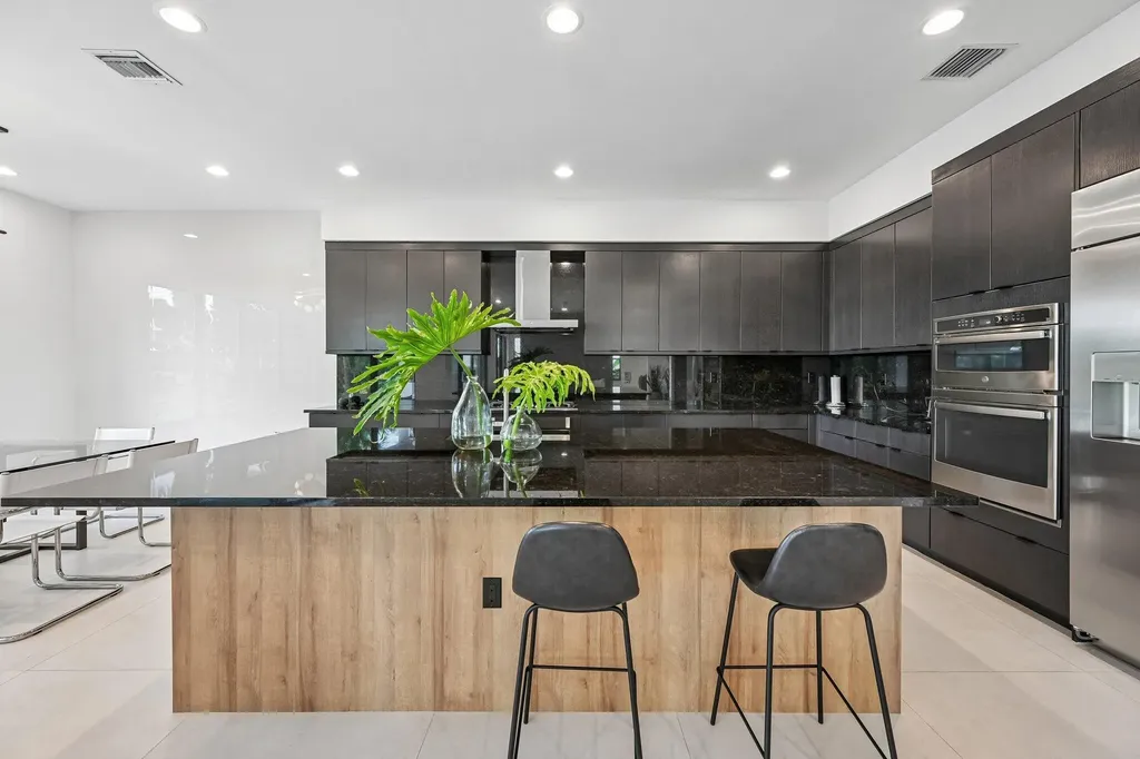 17070 Rainbow Falls Trail Boca Raton FL 33496