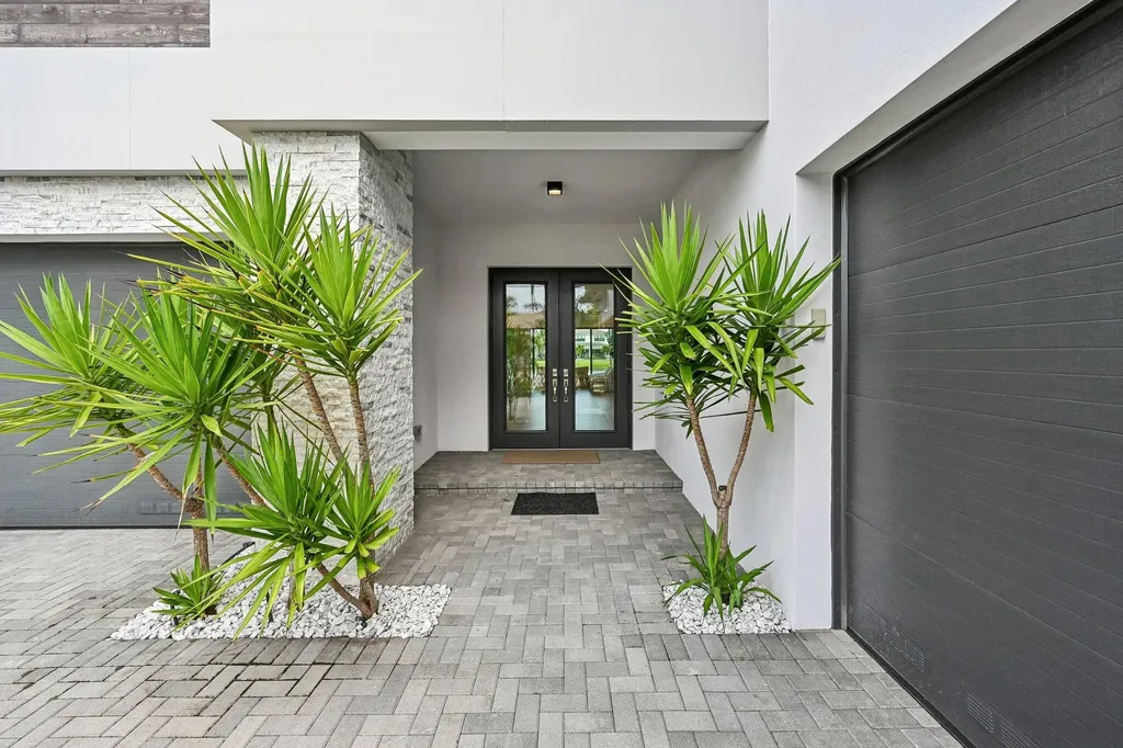 17070 Rainbow Falls Trail Boca Raton FL 33496