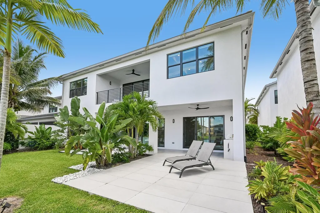 17070 Rainbow Falls Trail Boca Raton FL 33496