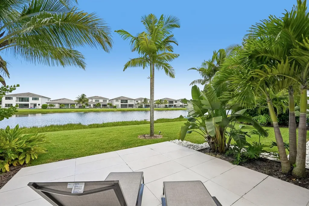 17070 Rainbow Falls Trail Boca Raton FL 33496