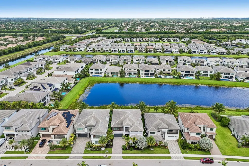17070 Rainbow Falls Trail Boca Raton FL 33496
