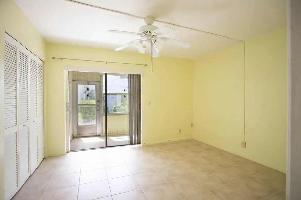 3160 Lake Osborne Drive Lake Worth Beach FL 33461
