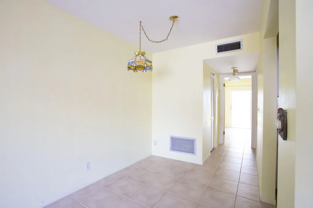 3160 Lake Osborne Drive Lake Worth Beach FL 33461