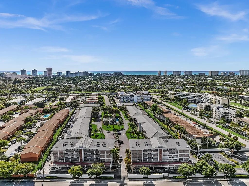 40 SE 13th Street Boca Raton FL 33432