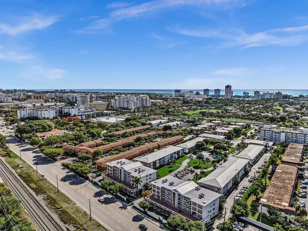40 SE 13th Street Boca Raton FL 33432