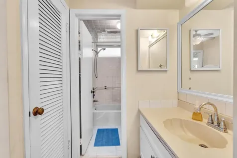 40 SE 13th Street Boca Raton FL 33432