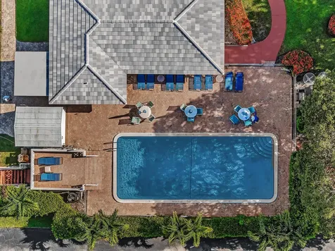 40 SE 13th Street Boca Raton FL 33432