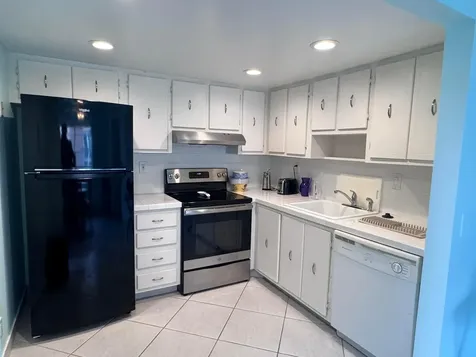 641 Burgundy N Delray Beach FL 33484