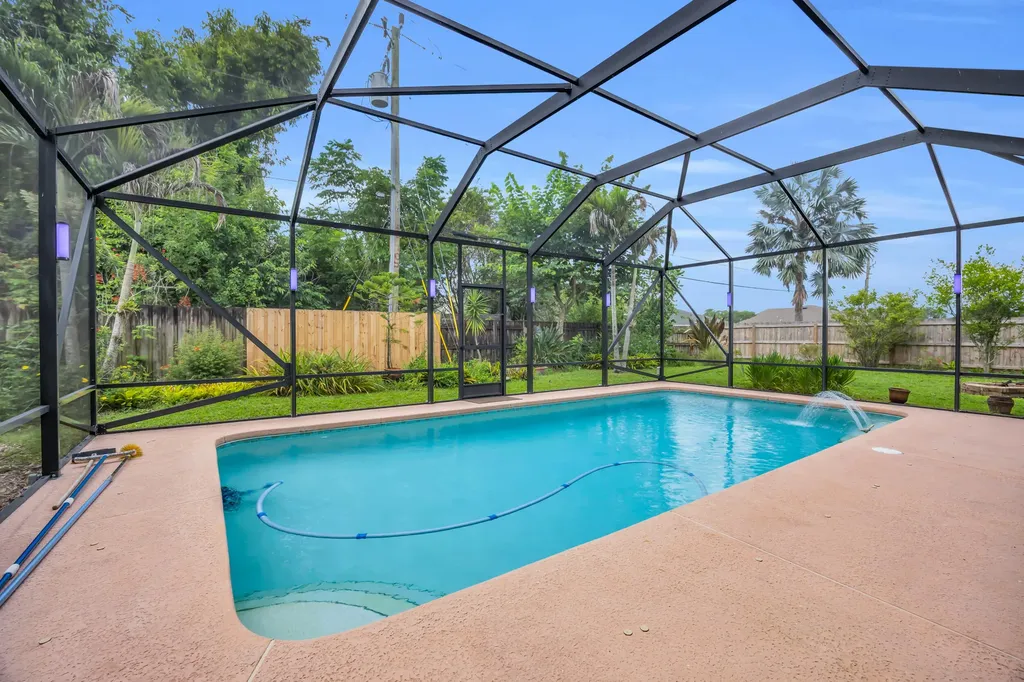 1510 SW Fresno Road Port St Lucie FL 34953