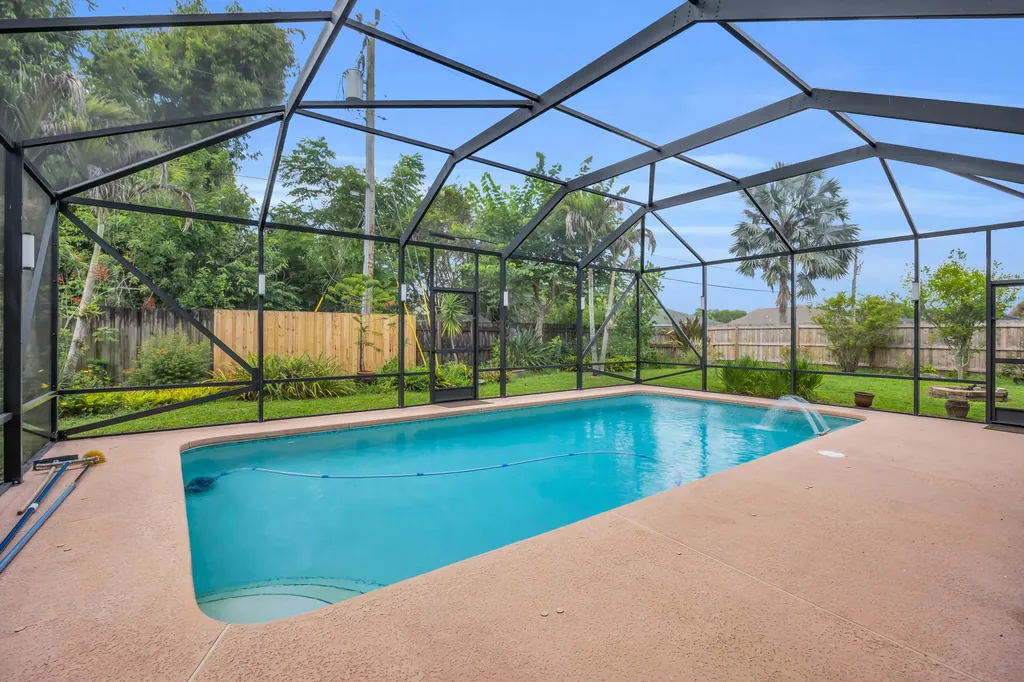 1510 SW Fresno Road Port St Lucie FL 34953