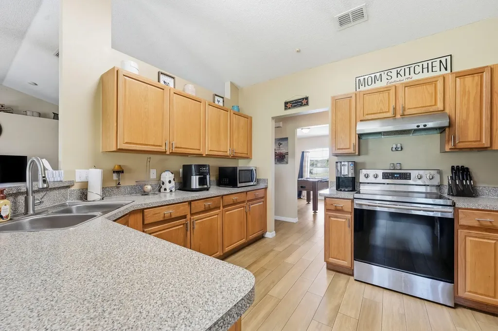 1781 SW Starman Avenue Port St Lucie FL 34953