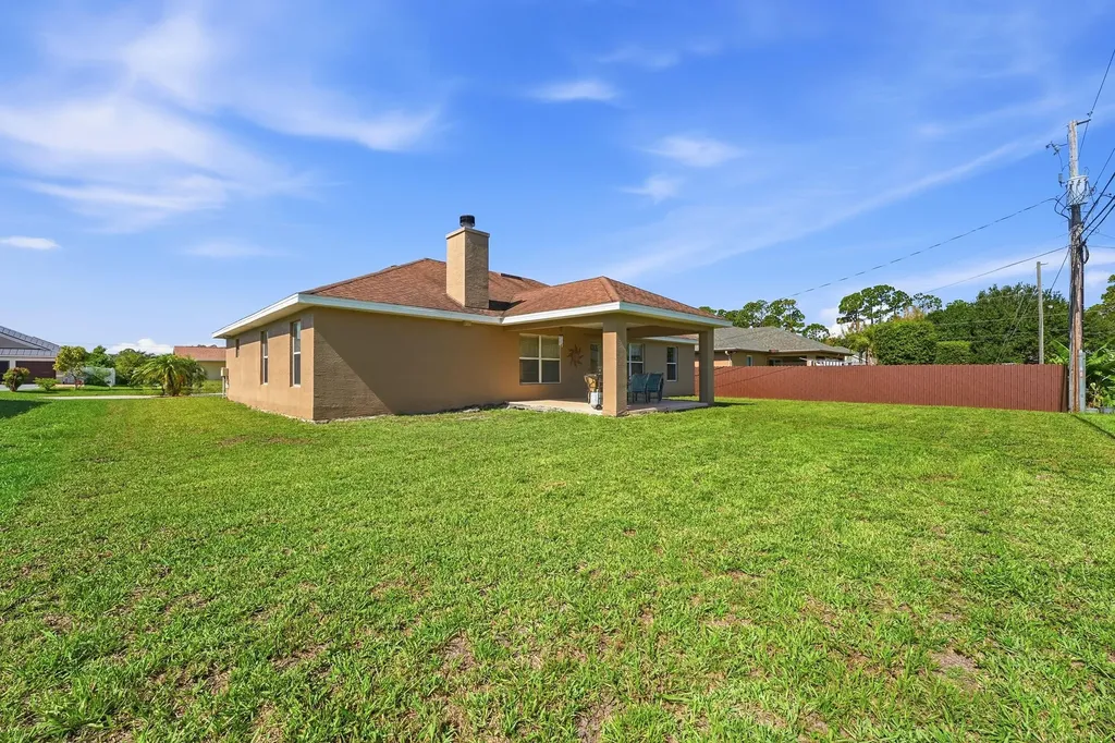 1781 SW Starman Avenue Port St Lucie FL 34953