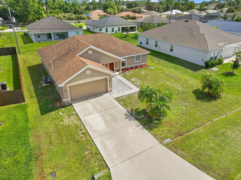 1781 SW Starman Avenue Port St Lucie FL 34953