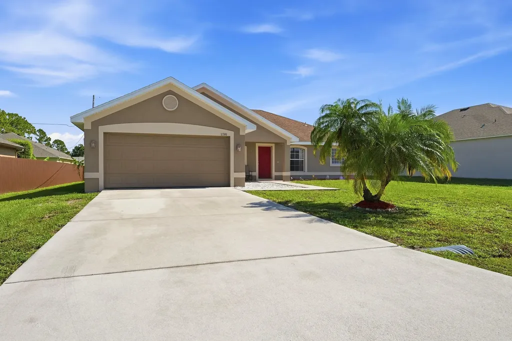 1781 SW Starman Avenue Port St Lucie FL 34953