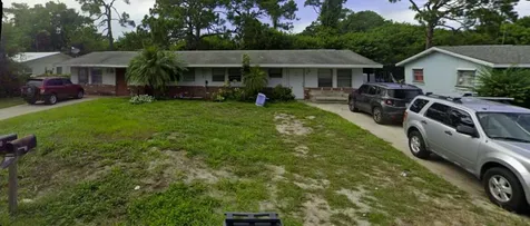 902 N Lake Drive Fort Pierce FL 34982
