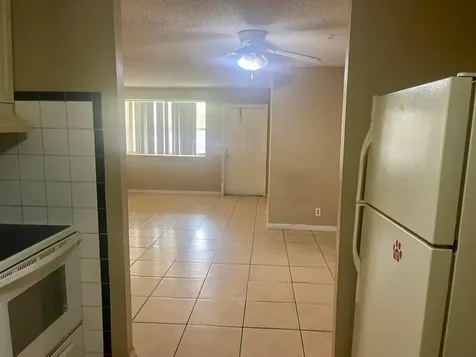850 E Commercial Boulevard Oakland Park FL 33334