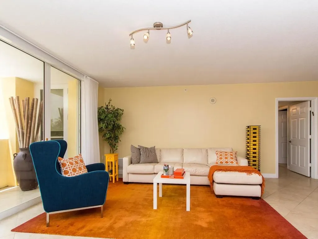 2001 N Ocean Boulevard Fort Lauderdale FL 33305