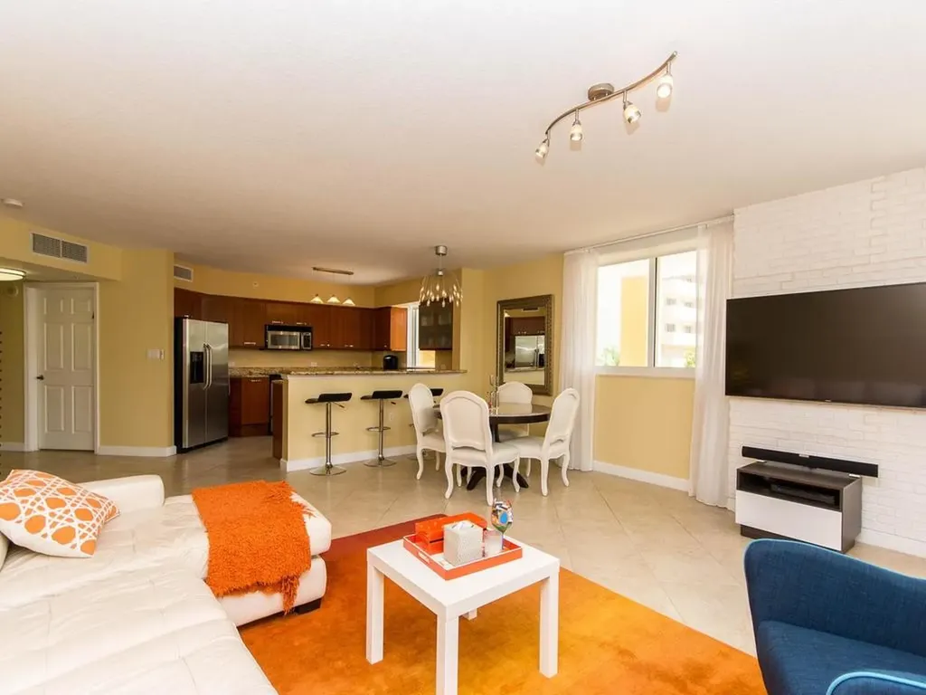 2001 N Ocean Boulevard Fort Lauderdale FL 33305