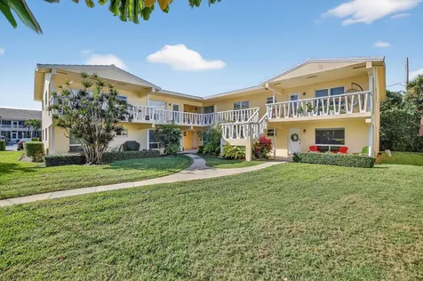 2755 NE 28th Avenue Lighthouse Point FL 33064