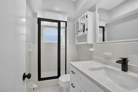 2755 NE 28th Avenue Lighthouse Point FL 33064